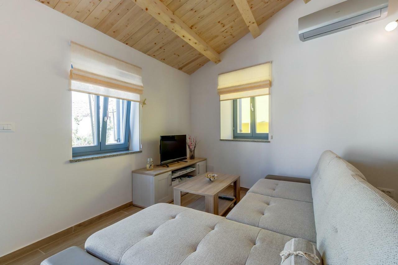 Apartments Relax Veli Lošinj Kültér fotó