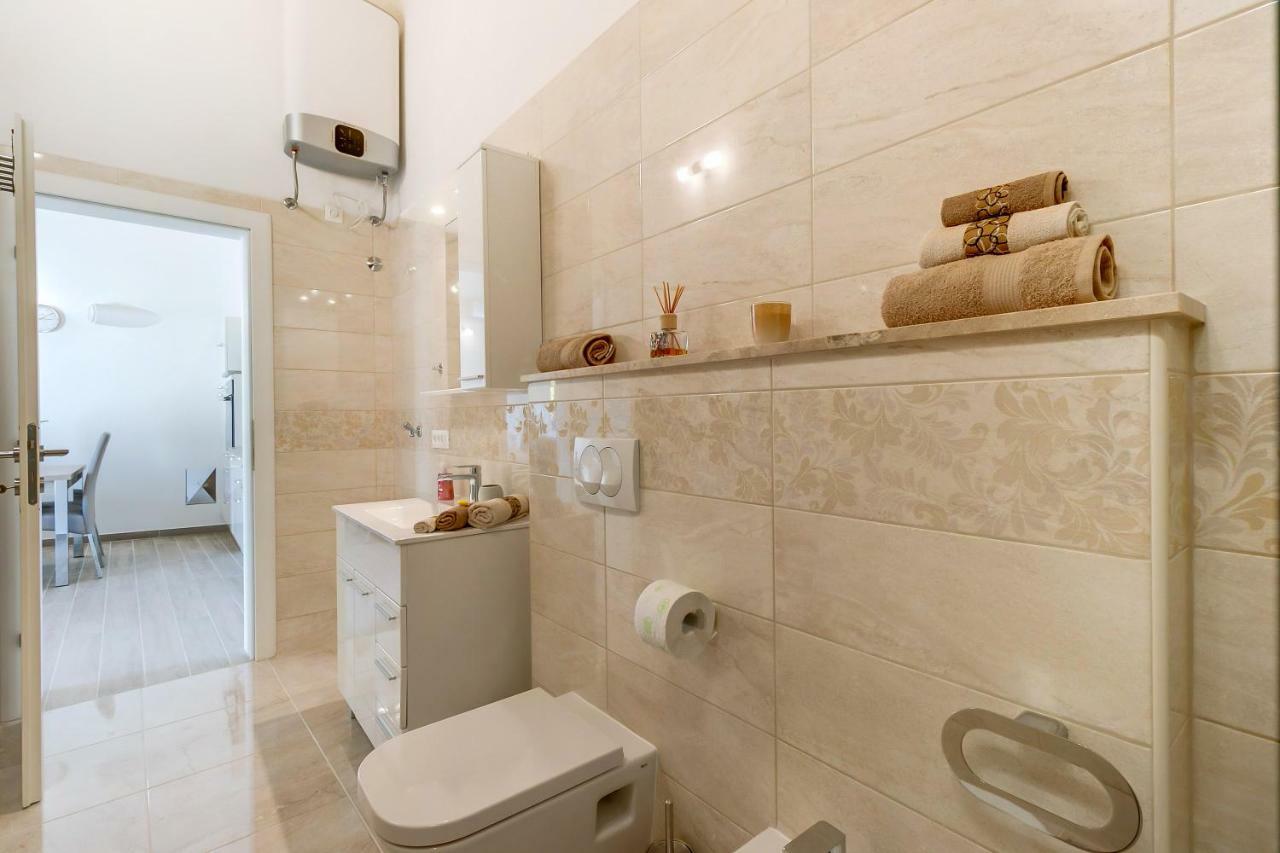 Apartments Relax Veli Lošinj Kültér fotó