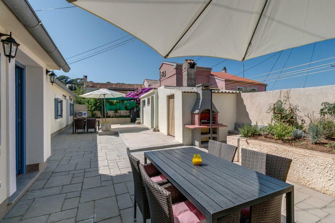 Apartments Relax Veli Lošinj Kültér fotó