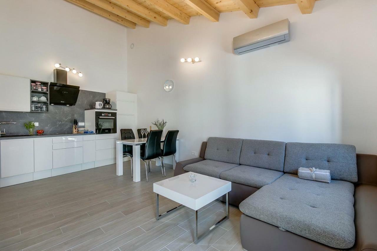 Apartments Relax Veli Lošinj Kültér fotó