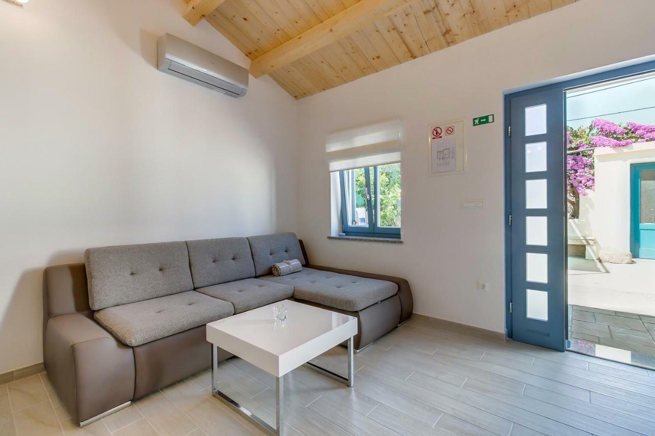Apartments Relax Veli Lošinj Kültér fotó